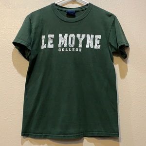 Le Moyne College, size S tee shirt